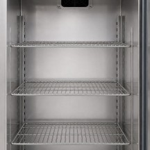 Armoire positive 700 litres température 0/+10 c° puissance 385w 710x800x2100mm